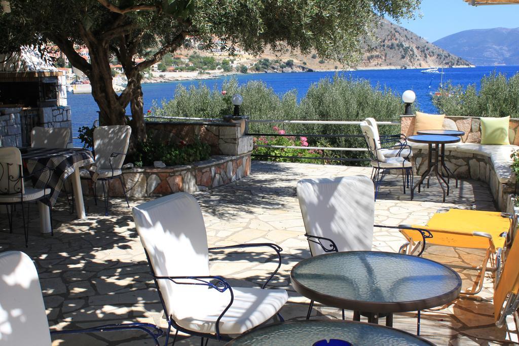 Ballas Apartments Agia Efimia Exterior foto